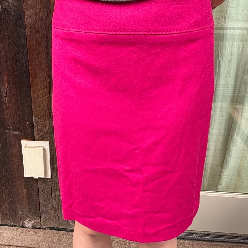 Vintage, Talbot Bright Pink lined, 100% Wool Skirt , size 6